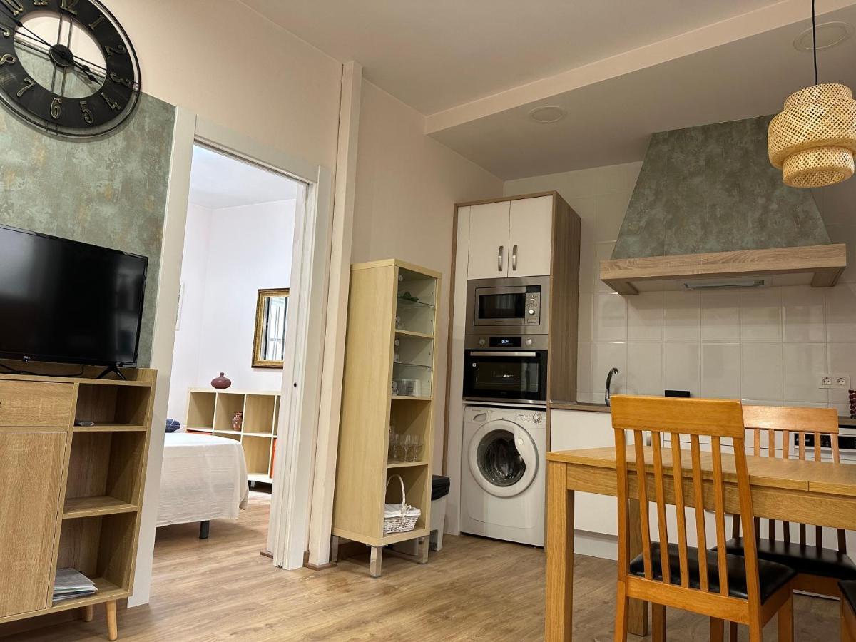 Apartment Dos Torres Tenor Gayarre - Encanto Con Balcon Interior